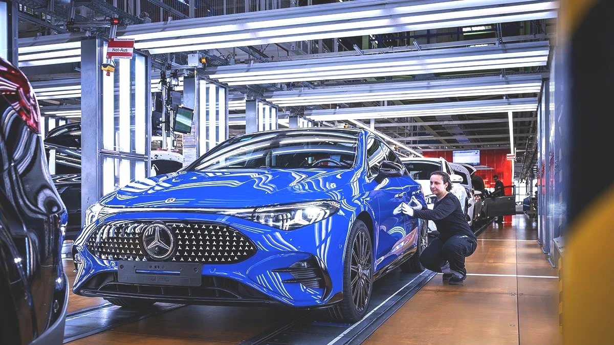 yeni-mercedes-cla-elektrikli.jpg