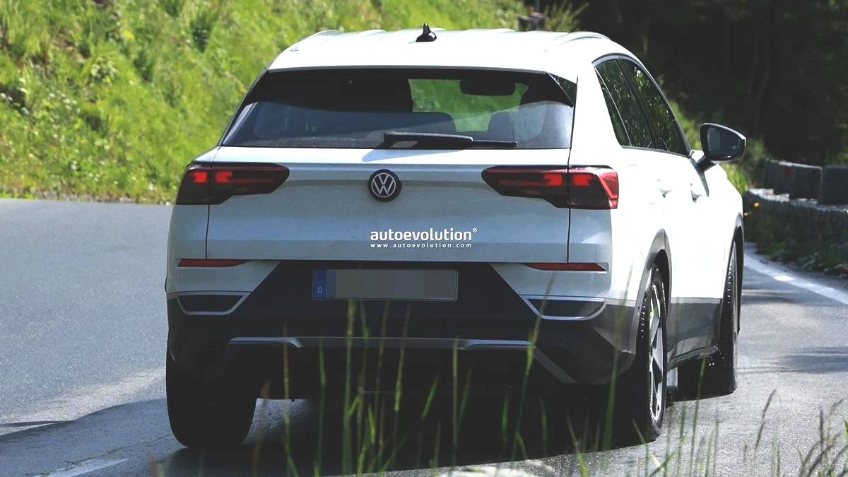 yeni-vw-t-roc-arka-tasarim.jpg